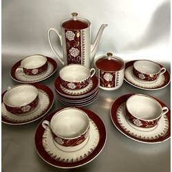 Riga porcelain factory coffee service, coffee pot, sugar bowl, 6 cups, 6 saucers and 5 dessert plates late 20th century