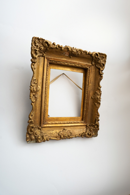 Vertical picture frame.