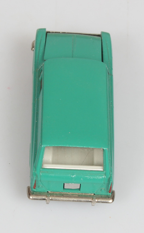 Model car 