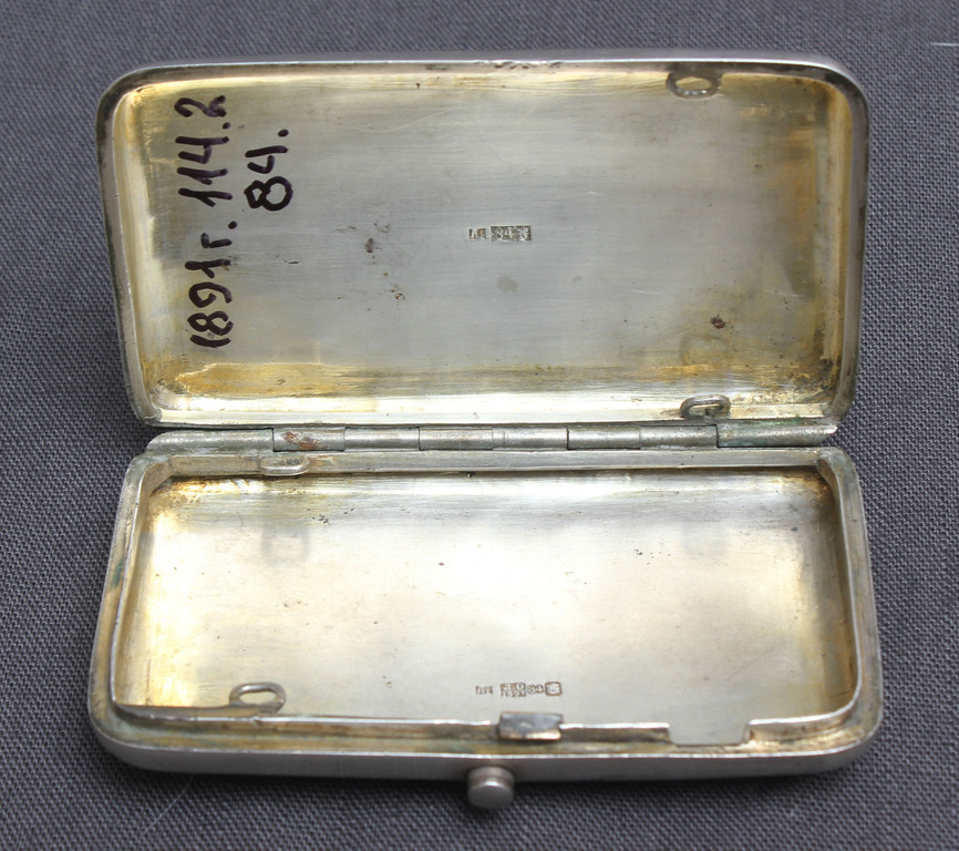 Silver tobacco box