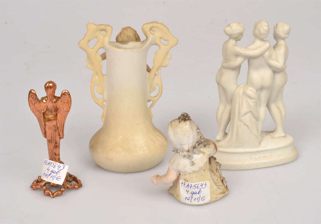 Different types of figurines (4 pcs.)