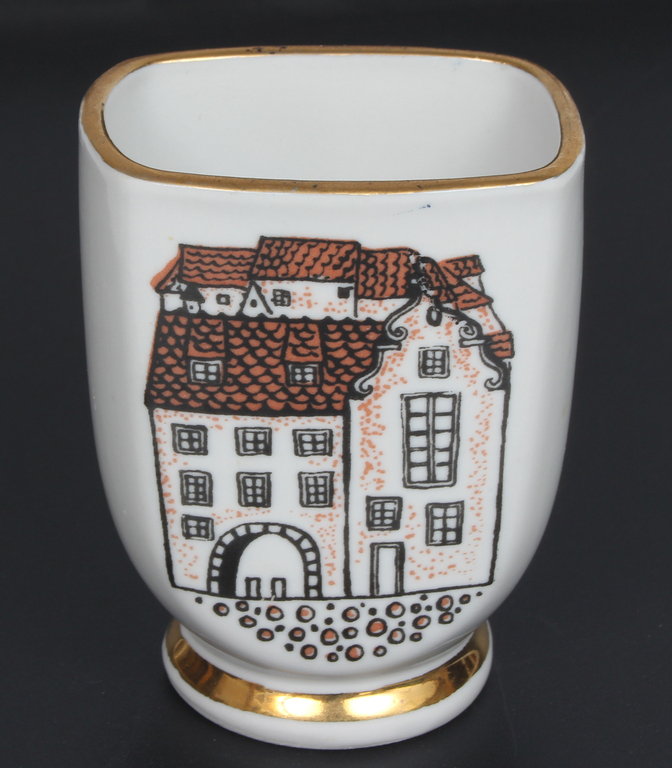 Riga porcelain napkin holder