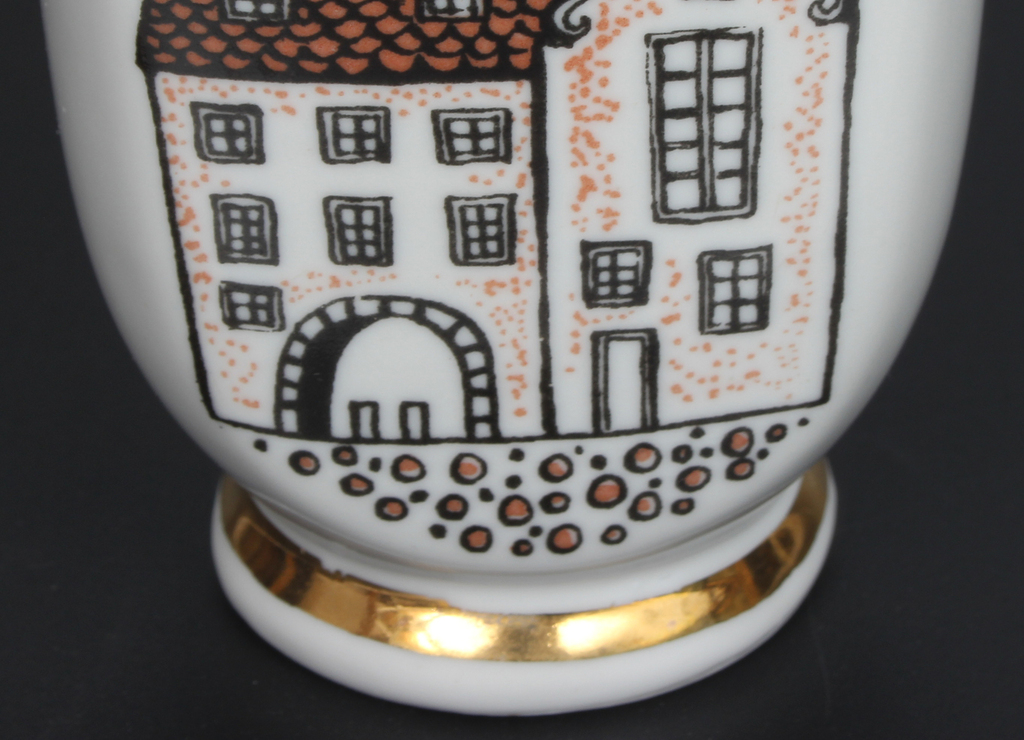 Riga porcelain napkin holder