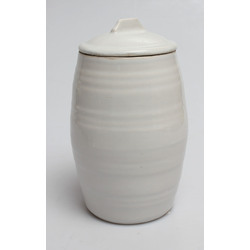 Porcelain storage container with lid 
