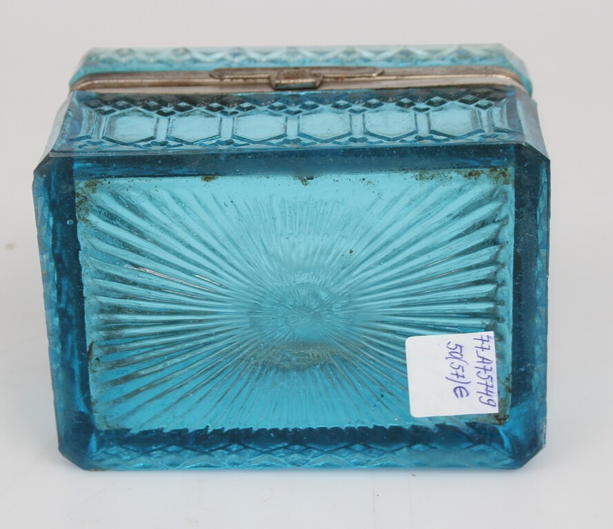 Glass tea box