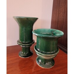 Две керамические вазы