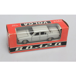 Модель автомобиля VOLGA серого цвета в оригинальной коробке