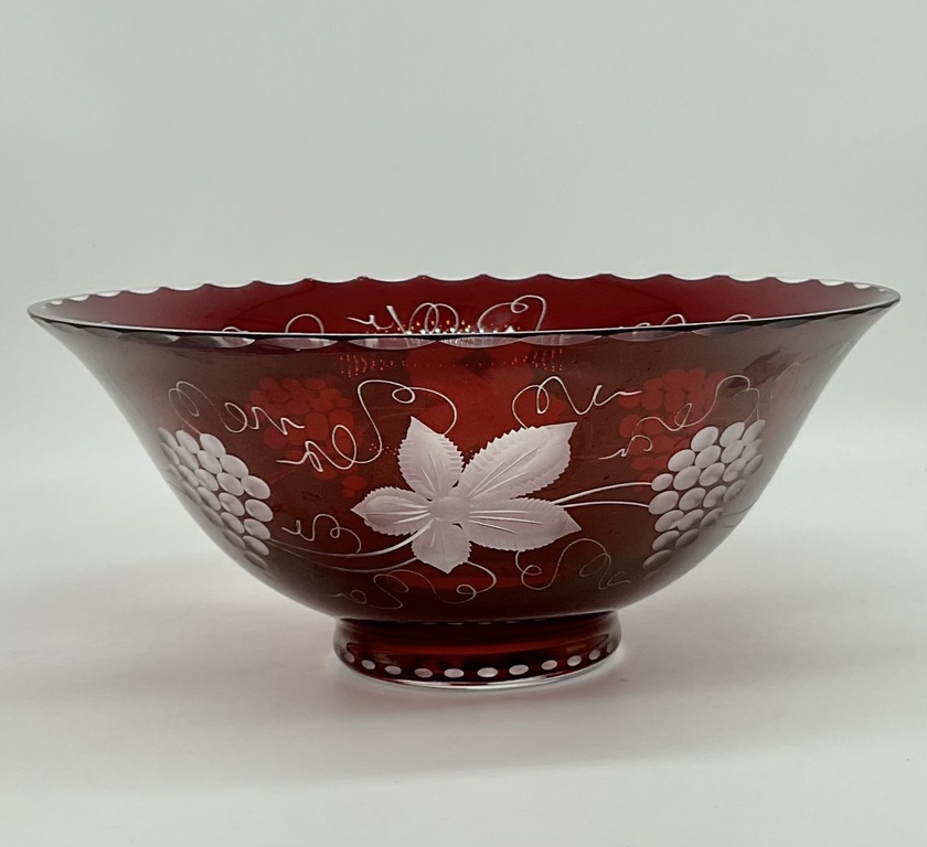 Salad bowl made of hand-polished ruby glass. Second half of the 20th century