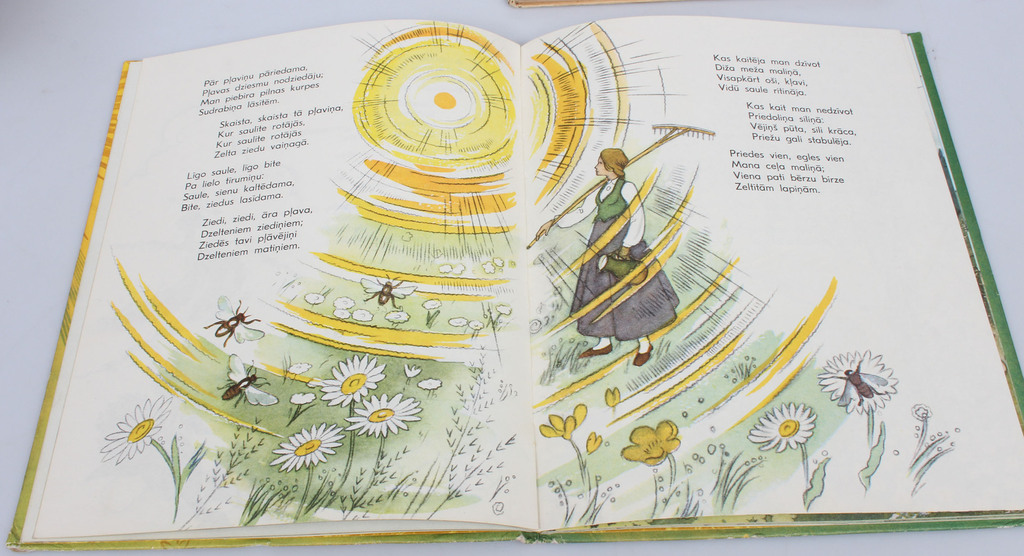 3 bērnu grāmatas ar skaistām ilustrācijām