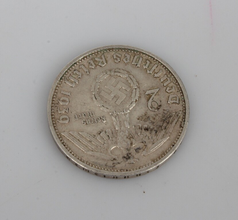 Монета серебро достоинством две марки Третьего рейха.