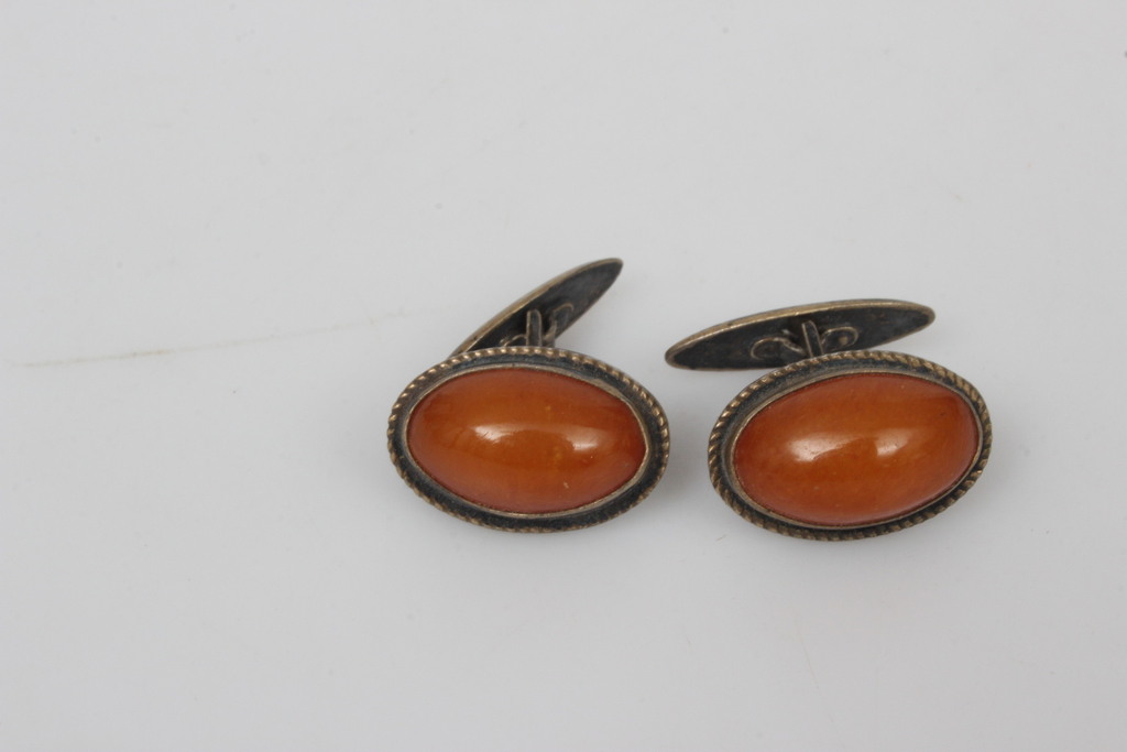  Silver cufflinks with amber