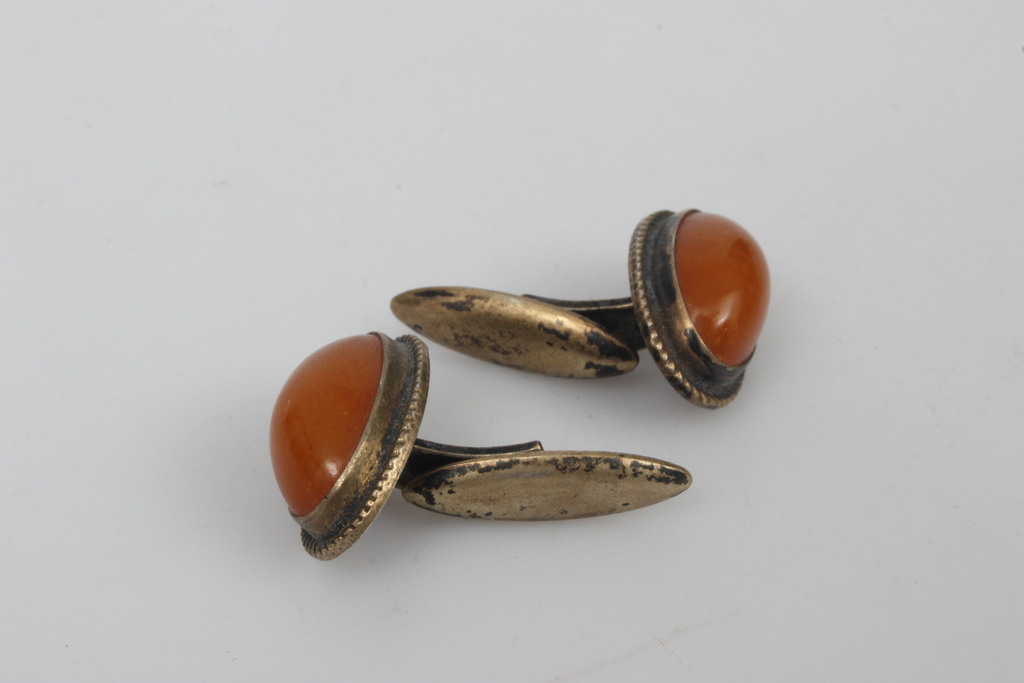  Silver cufflinks with amber