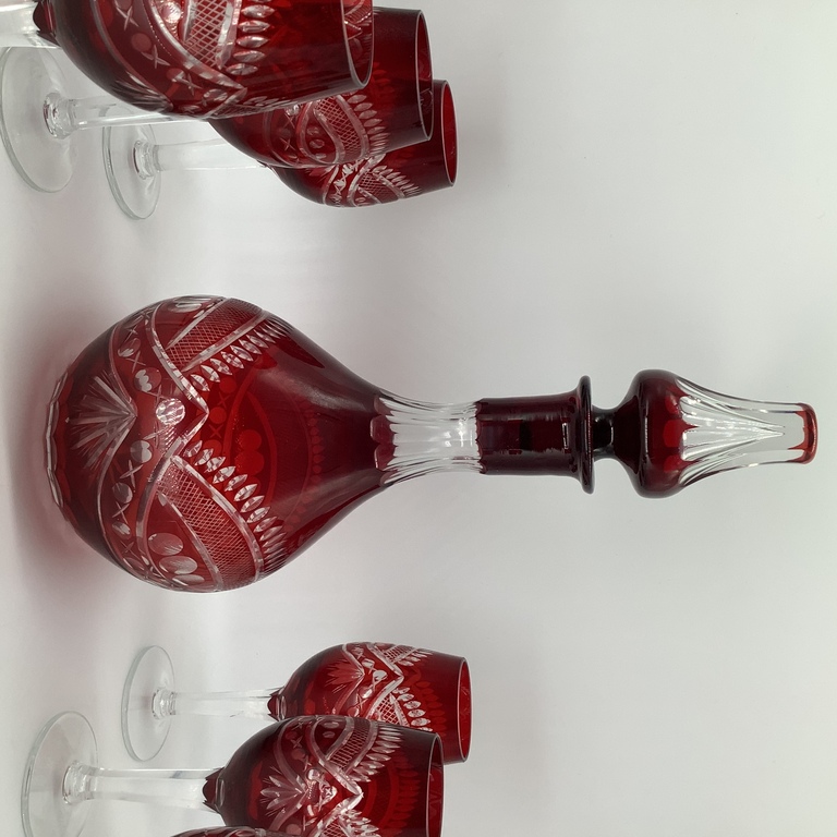 Large decanter and 6 glasses for white wine. Spirit crystal. Ruby layer. Hand carved by a master. 