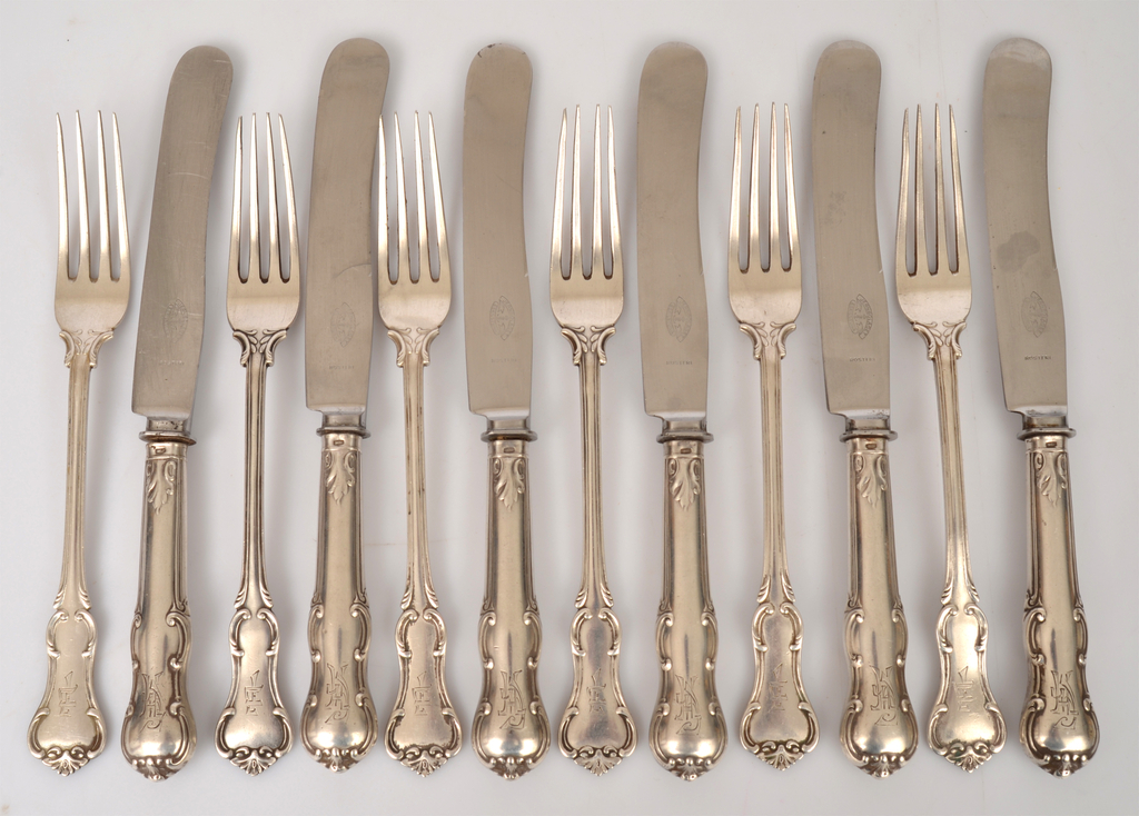 Silver forks with knives for 6 pers.