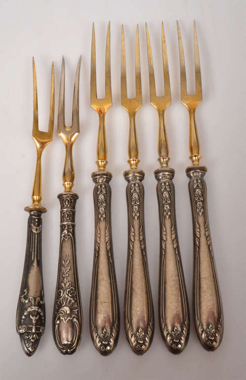 Silver-plated roasting forks 6 pcs.