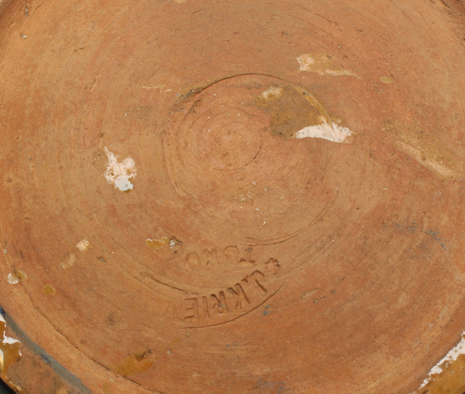 Keramikas buljona krūze ar šķīvīti, Jānis Krievs Tukumā