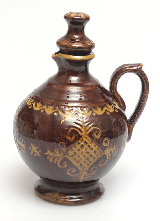 Ceramic carafe with cork