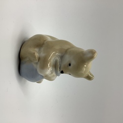 Figūriņa “Lācis ar medu” Ļeņingradas porcelāna fabrika,