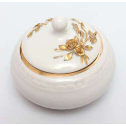 Porcelain dish with a lid