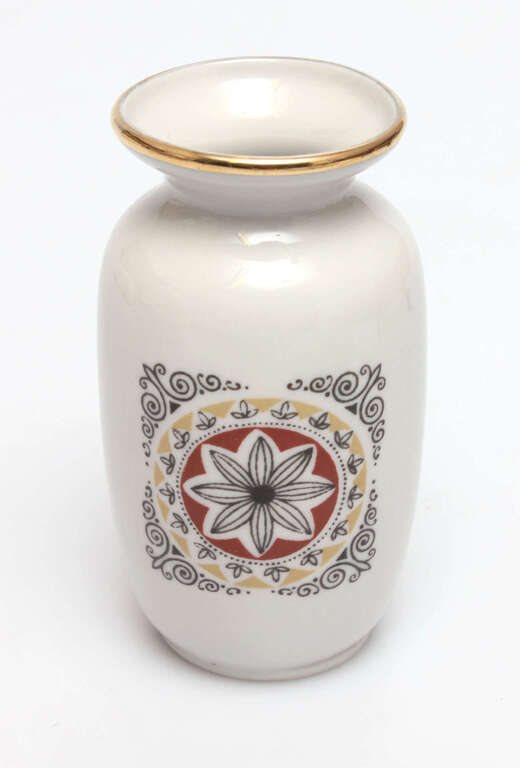 Riga porcelain vase