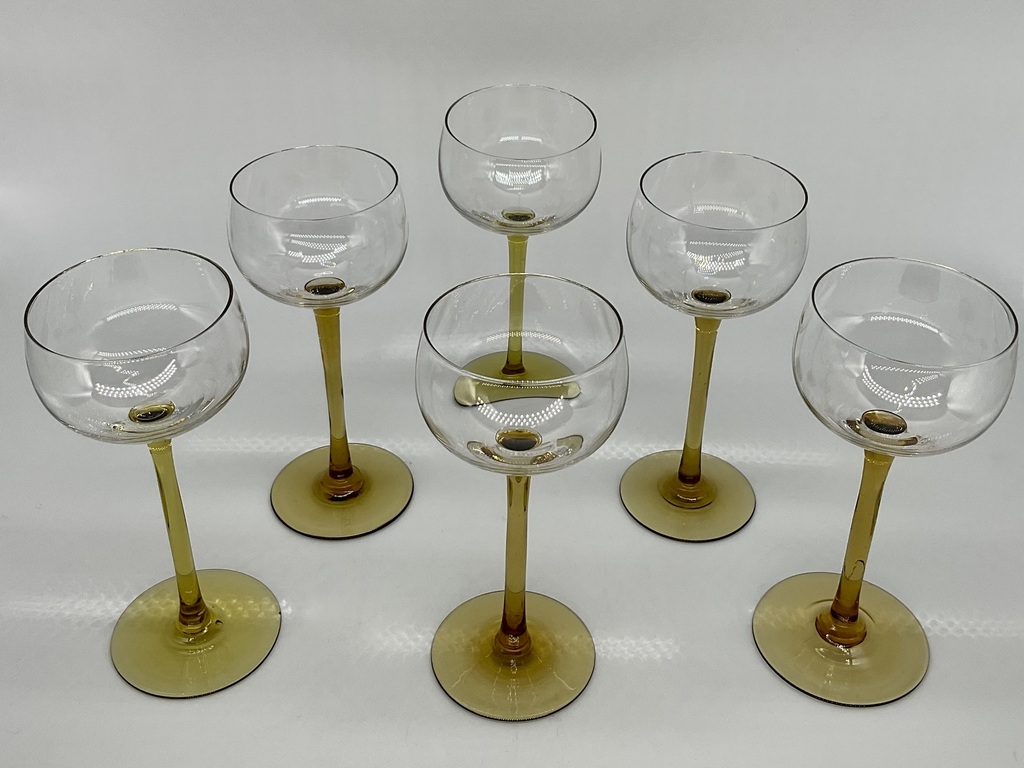 1920 Peter Behrens Stil. Art Nouveau. Glasses for white wine. Alsace