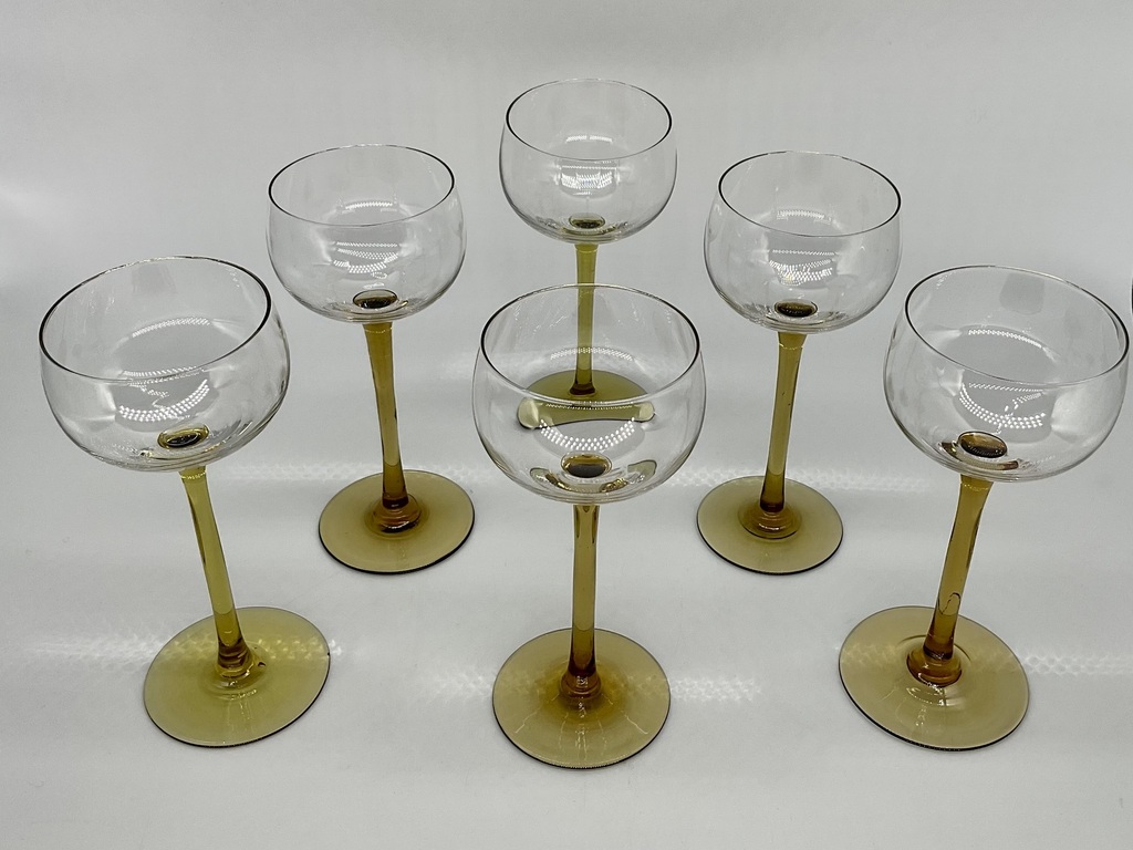 1920 Peter Behrens Stil. Art Nouveau. Glasses for white wine. Alsace