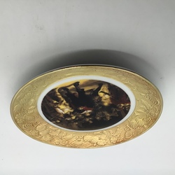 Šķīvis no kolekcijas “Pasaules glezniecības šedevri” Zelta reljefs uz malas.Krautheim.