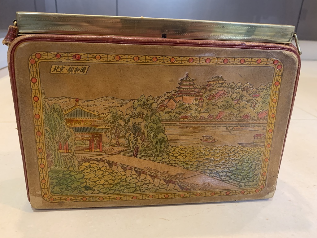 Китайская кожаная сумка 1950 года