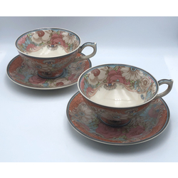 Teacups with a flower motif, for 2 persons