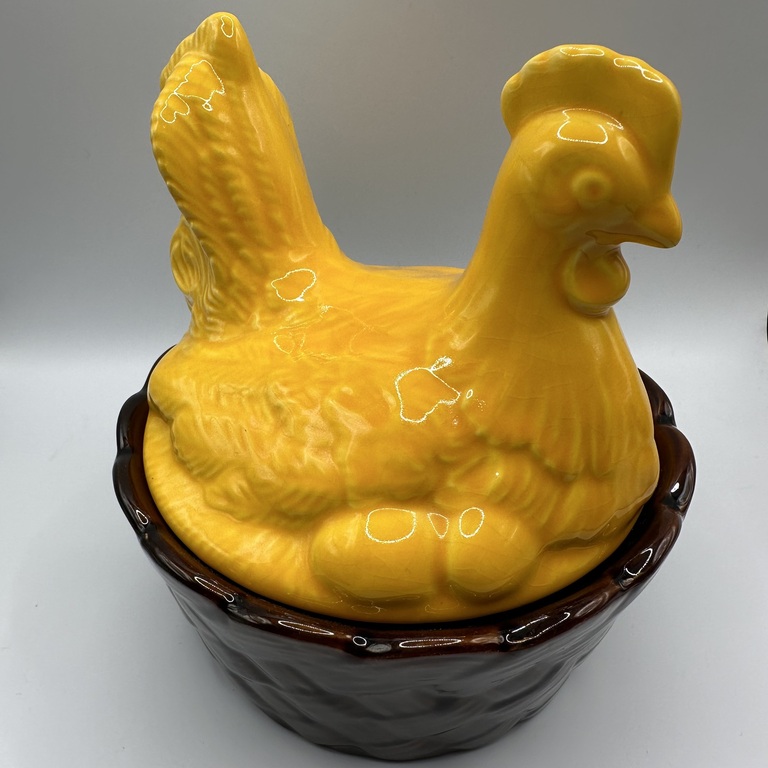Easter hen for colored eggs. Poured ceramics, handmade. Russia, last century. 