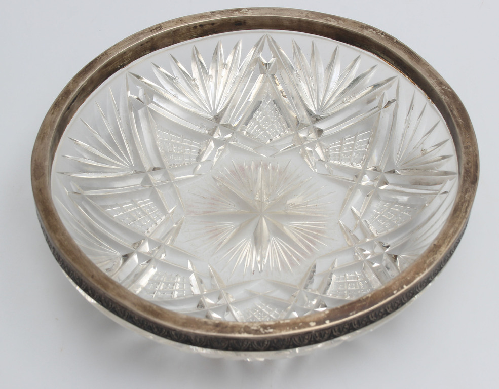 Crystal bowl with silver finish