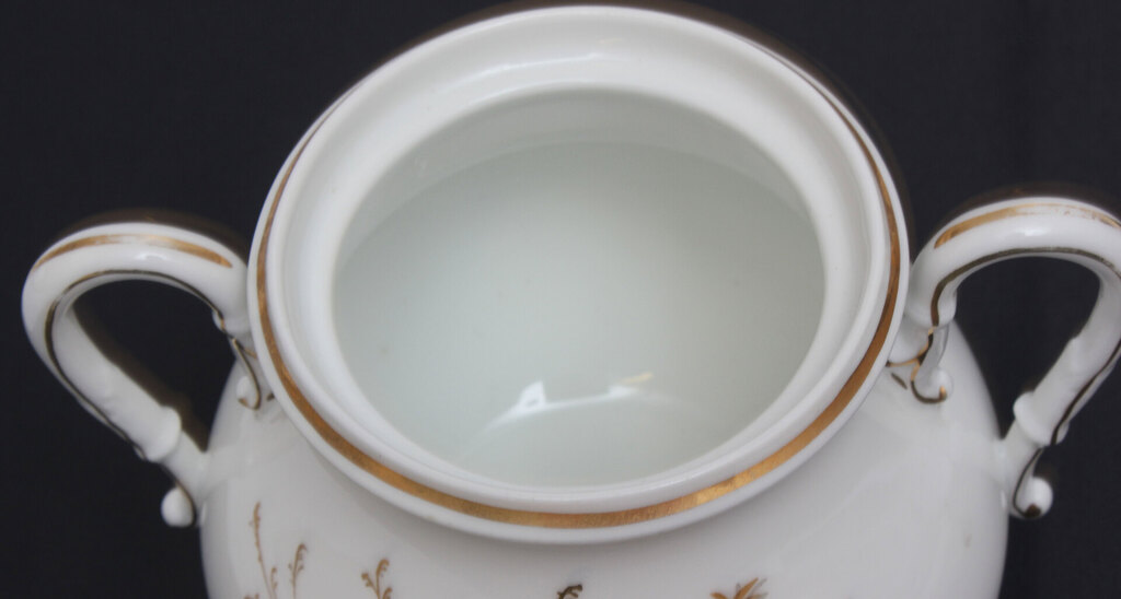Large porcelain sugar bowl 