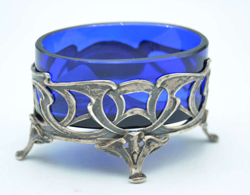 Серебряная стеклянная чаша для специй в стиле модерн