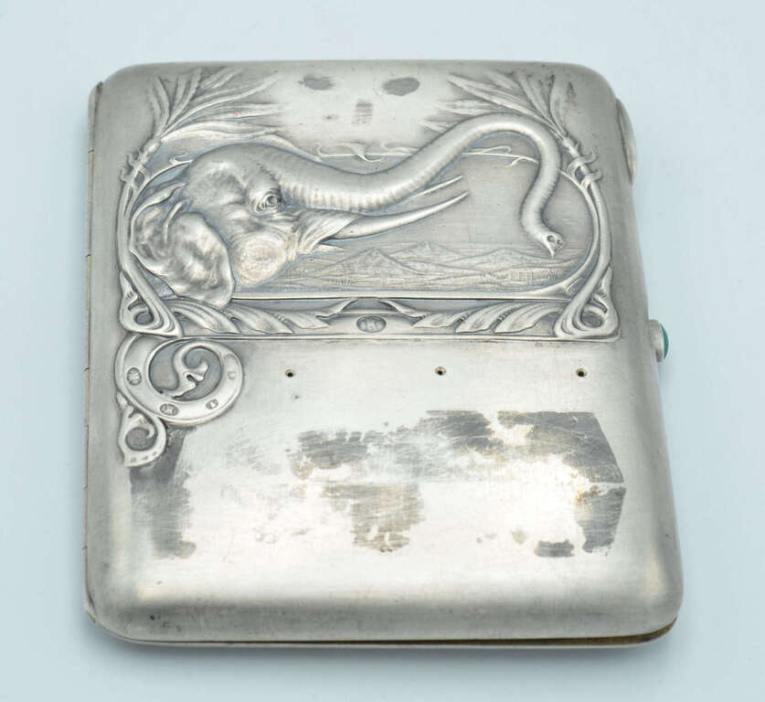 Silver holder for cigarettes