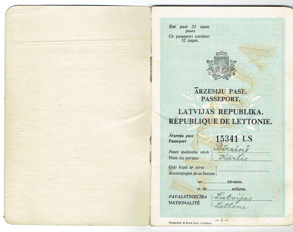 Латвийская Республика загранпаспорта