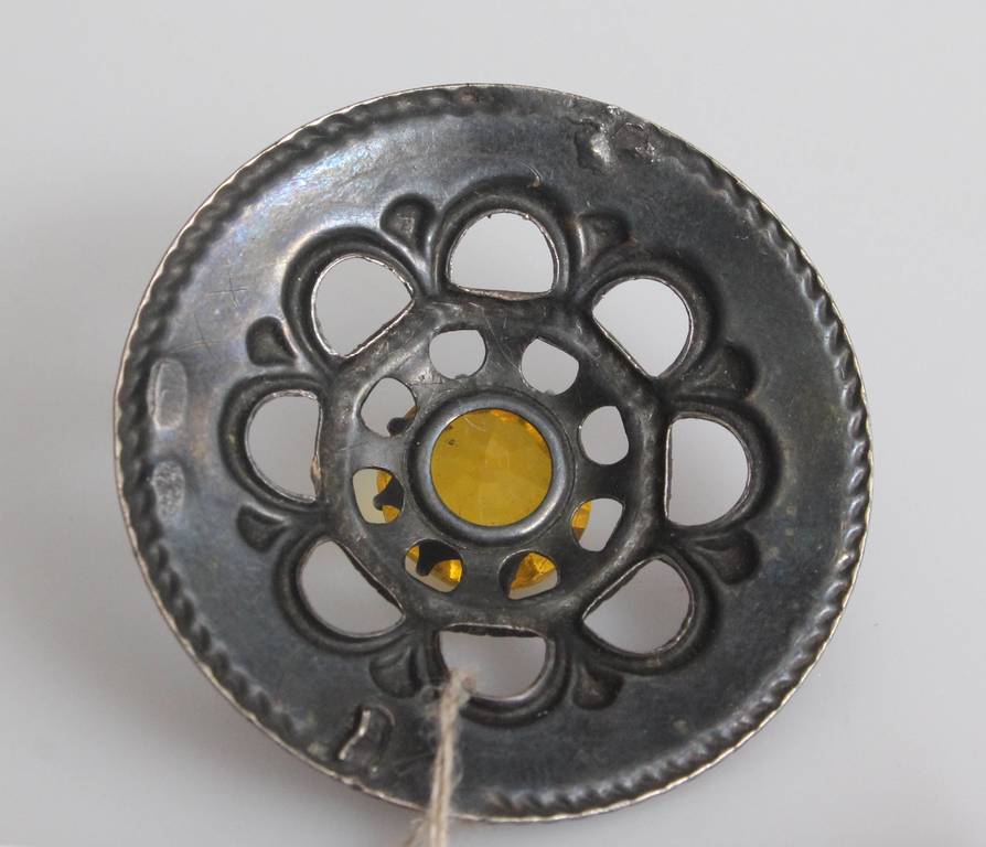 Silver brooche with stone