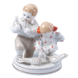 Porcelain statuette 