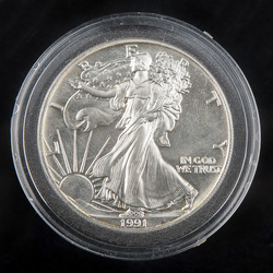Серебряная монета Американский Орёл один доллар