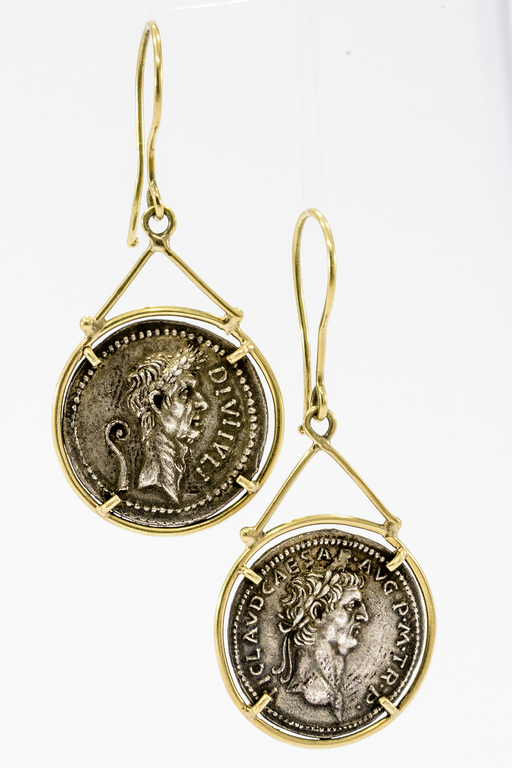 Silver earrings with golden frame