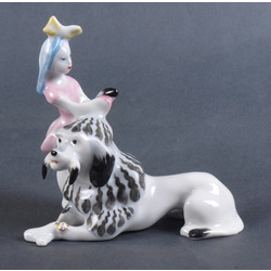 Porcelāna figūriņa „Meitene ar suni”
