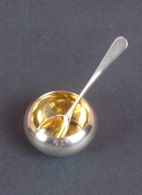 Серебряная миска для специи с ложкой